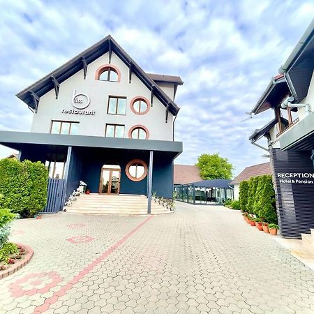 Hotel Bliss シビウ エクステリア 写真